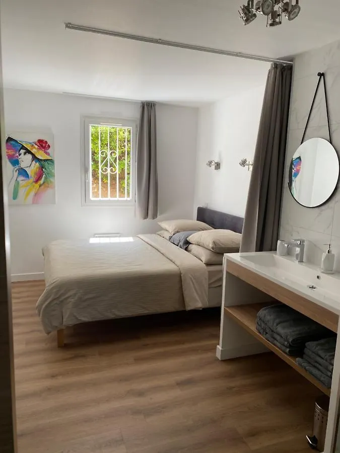 Apartment Domaine Des Restanques, Suite Parentale ,Vue Mer. Grimaud France