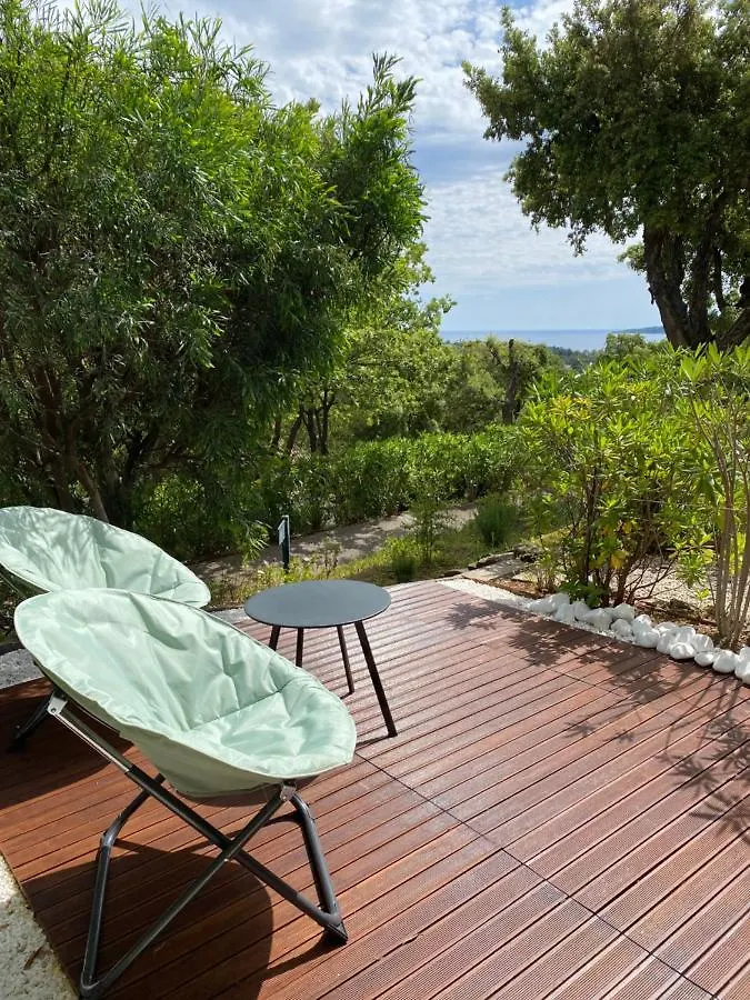 Apartment Domaine Des Restanques, Suite Parentale ,Vue Mer. Grimaud