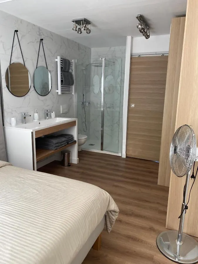 Apartment Domaine Des Restanques, Suite Parentale ,Vue Mer. Grimaud